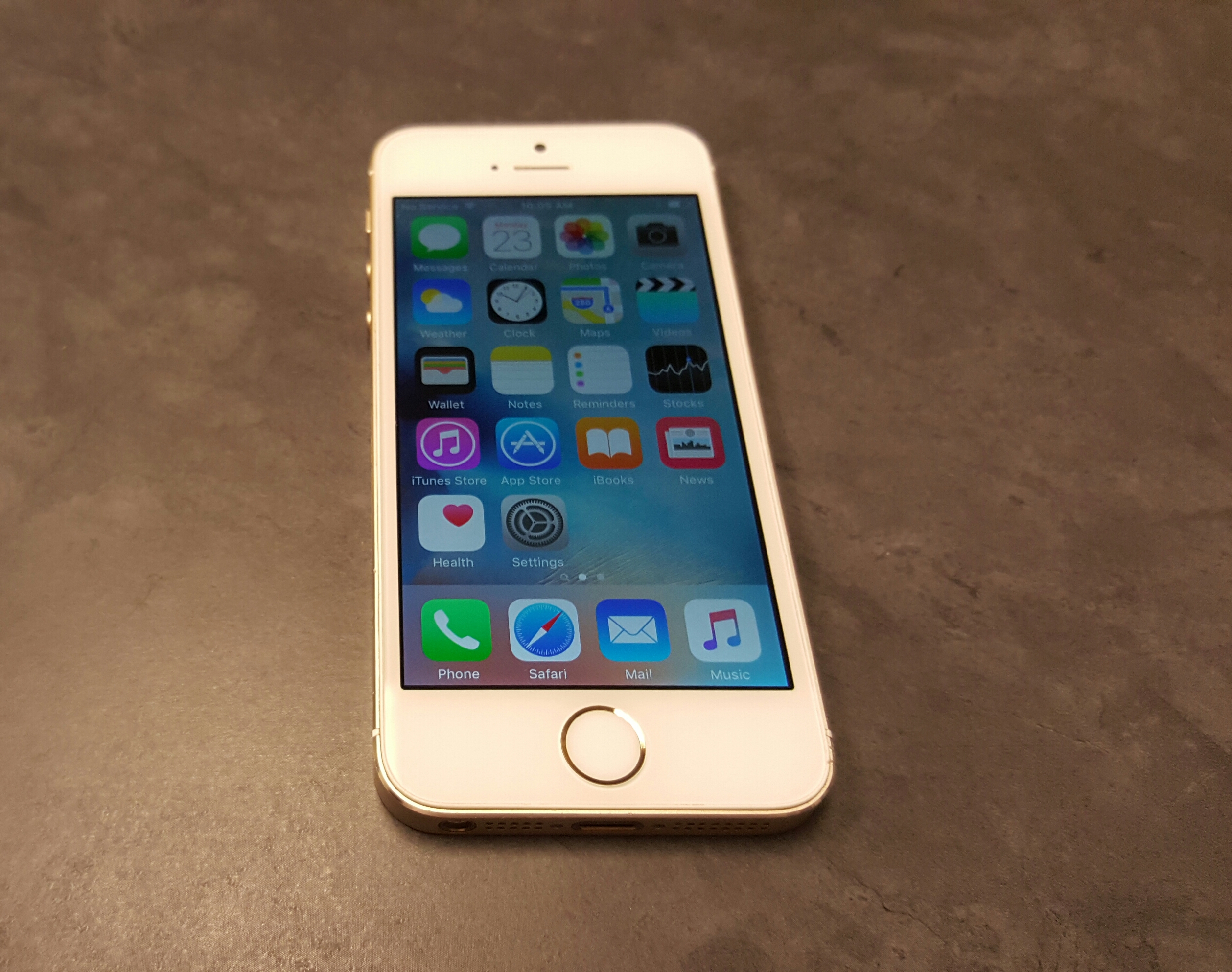 iPhone 5s Gold 32 GB その他